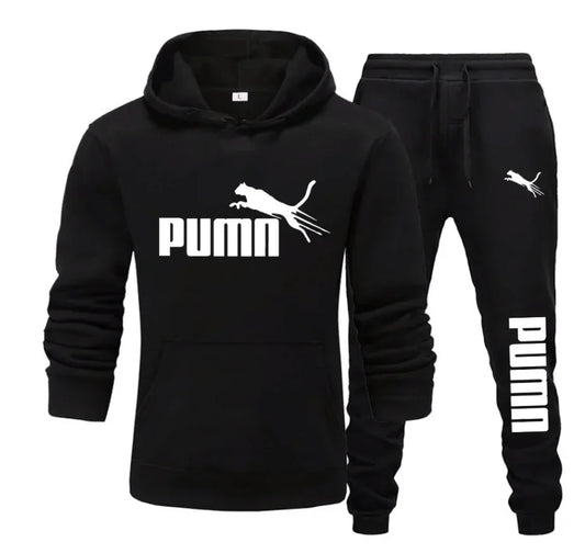Men's tracksuit set with sweatshirt and pants: modern, comfortable, and perfect for everyday wear.